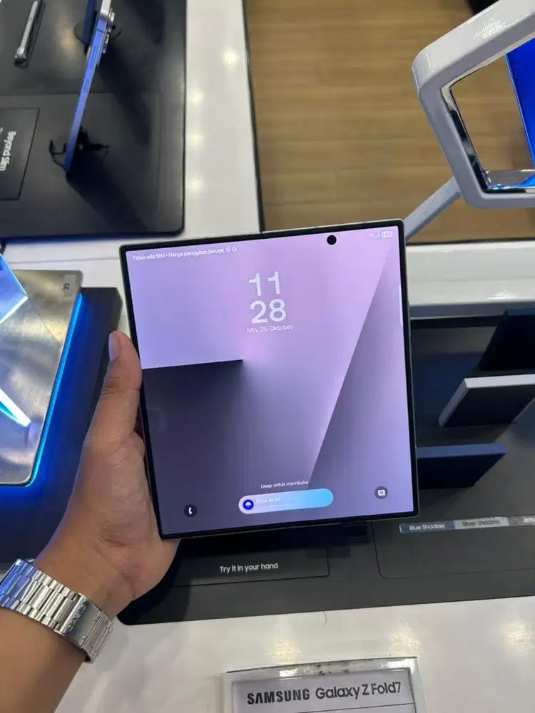 Credit Samsung Galaxy Z Fold7