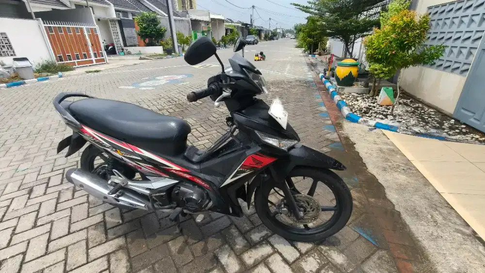 SUPRA X 125 INJECTION