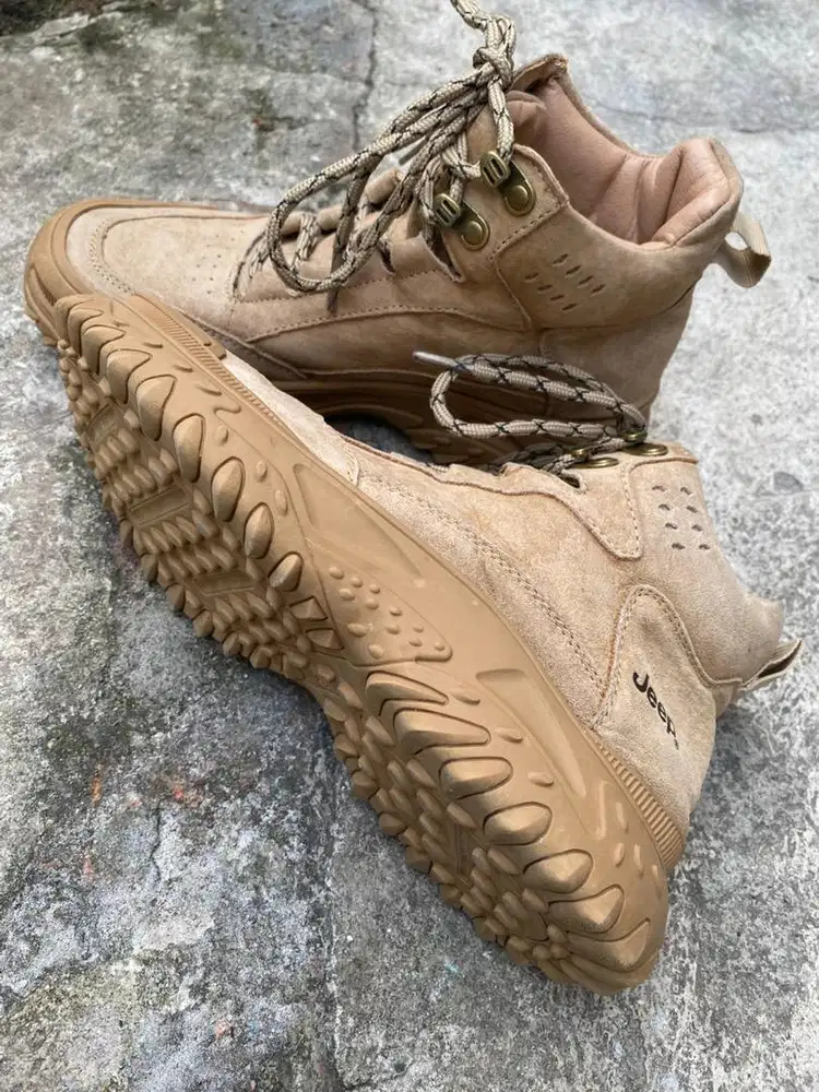 Sepatu Jeep Outdoor