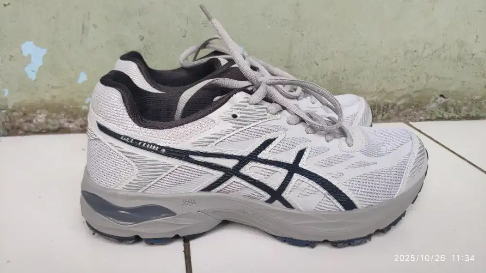 Asics gel flux 4 size 40