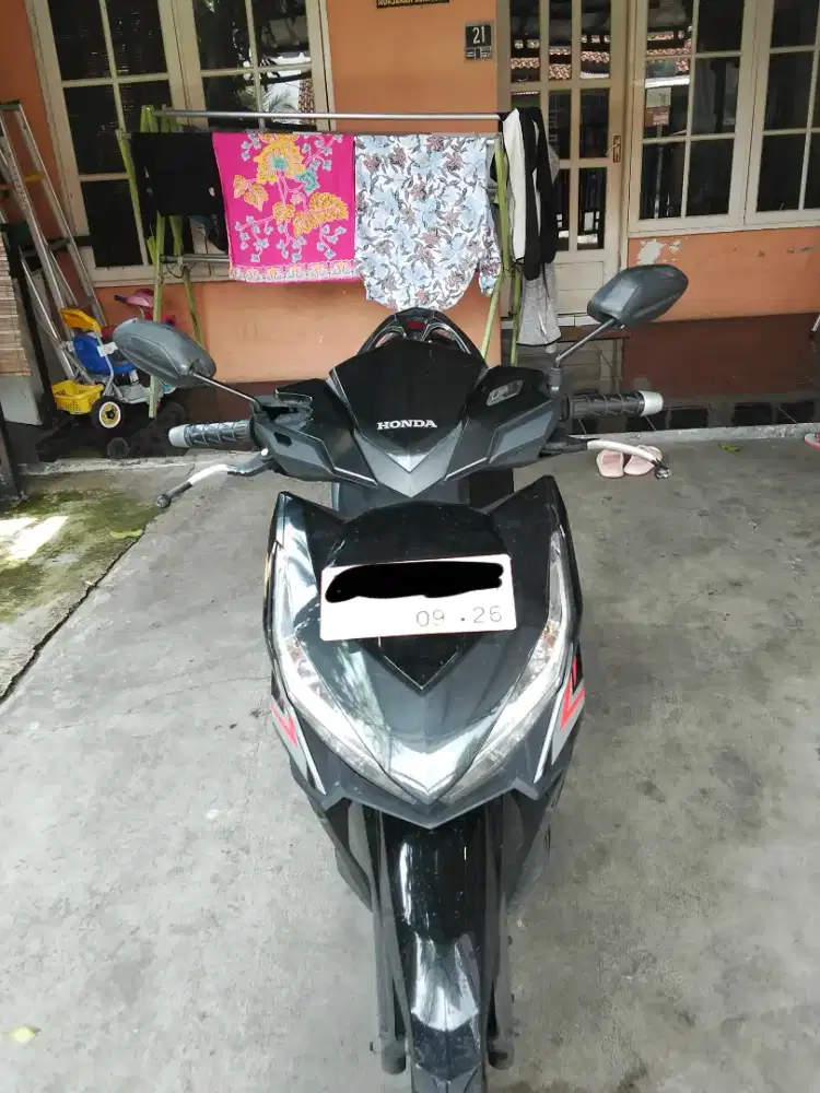 Jual Motor Vario 125cc tahun 2016