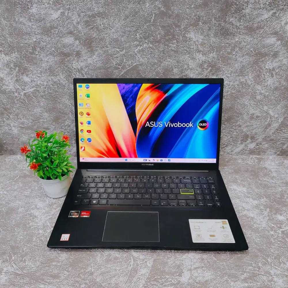 Asus VivoBook S15 OLED AMD Ryzen 5-5500U Ram 16GB SSD 512GB Mulus
