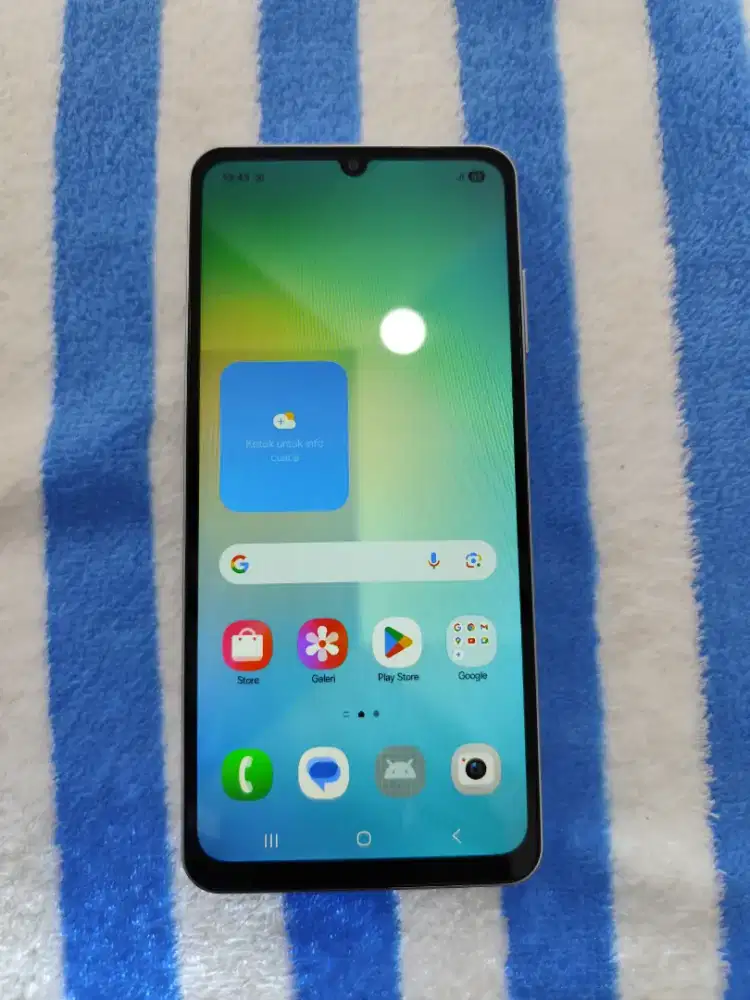 Hp Second Samsung Galaxy A06 5G Ram 6/128GB Resmi Garansi Juli 2026