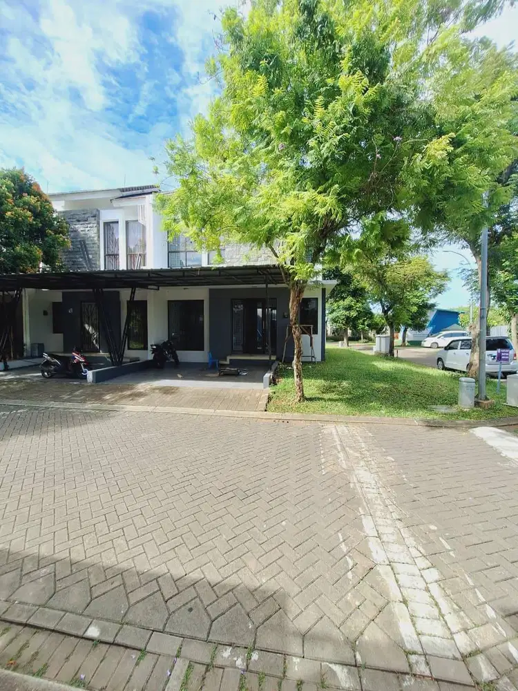 Rumah disewakan Graha Raya hook dekat transmart bebas banjir