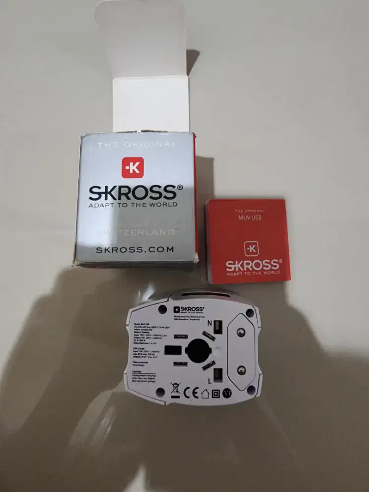 Travel Adapter MUV Micro Asia Skross