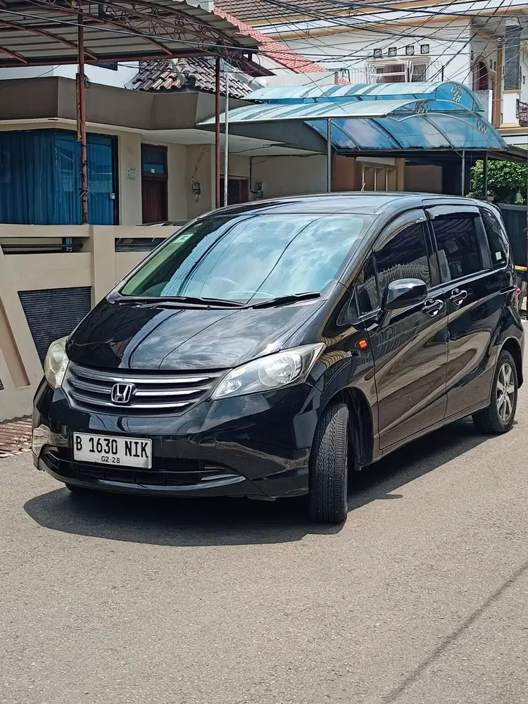 Honda Freed 2010 Bensin