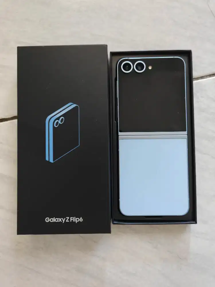 Samsung Z Flip 6 12/512gb sein agustus 2026