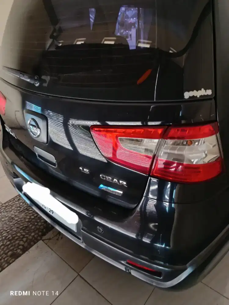 grand livina xgear 2013 hitam