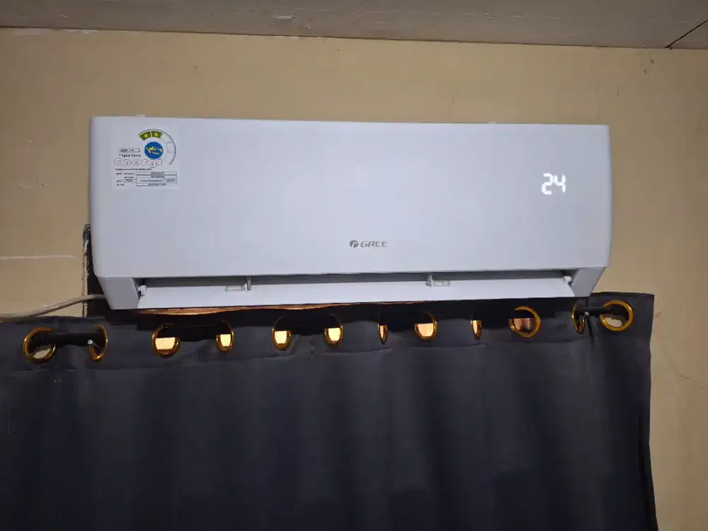 AC 1/2 GREE Dingin menggigil