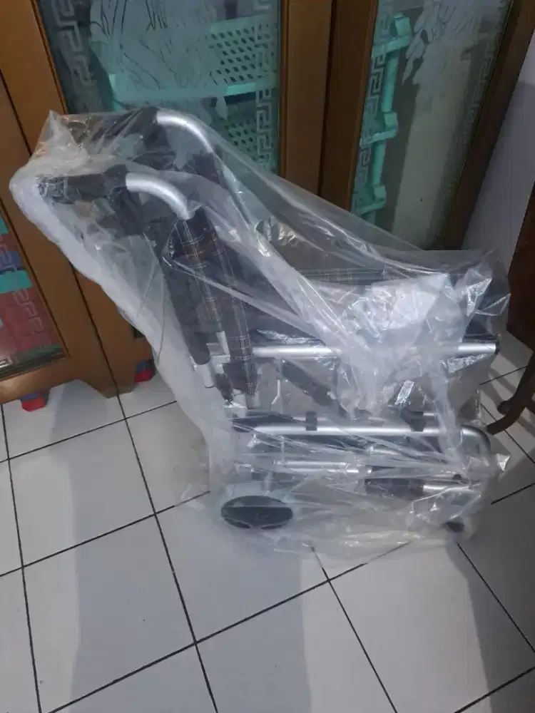 Dijual Kursi Roda travel