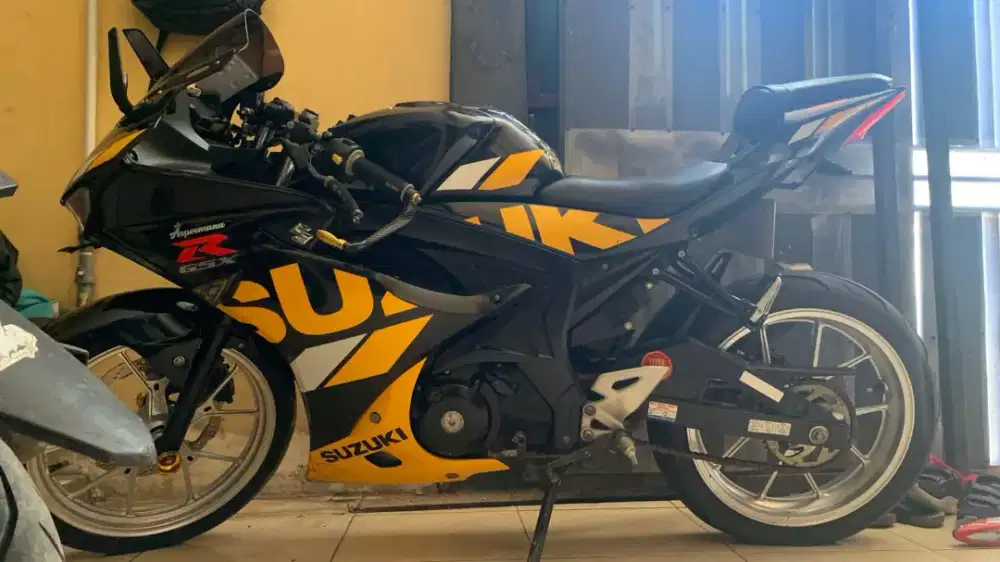 gsx 2019 keyless