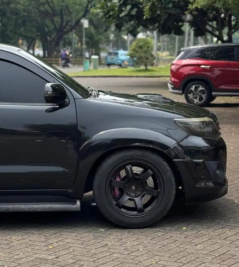 Toyota Fortuner VNT 2.5 Diesel