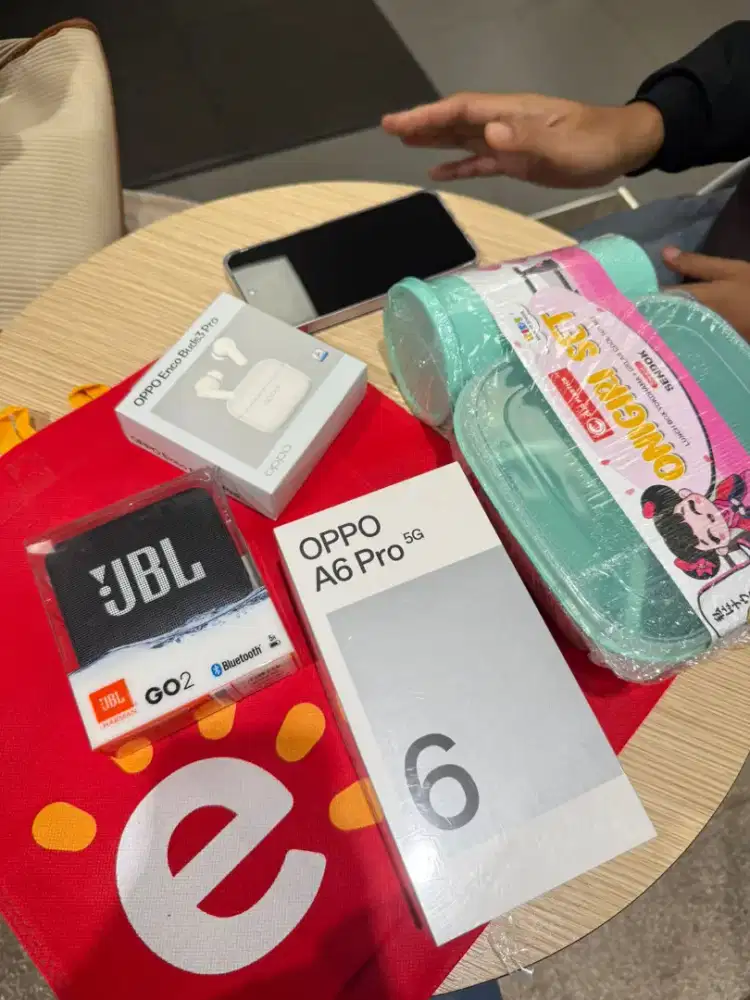 Jual berbagai Merk Hp dengan Kondisi baru/Terima tukar tambah