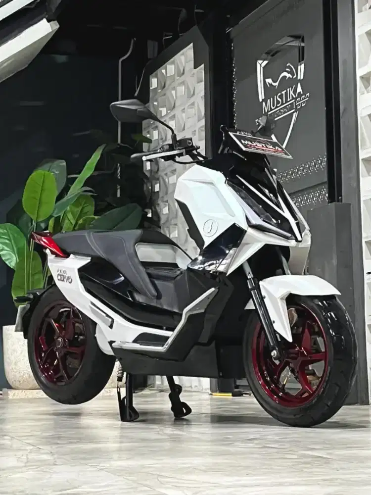 Motor listrik Fav‼️Alva Cervo 2023. Plat L. DANNY Mustika Motor Malang