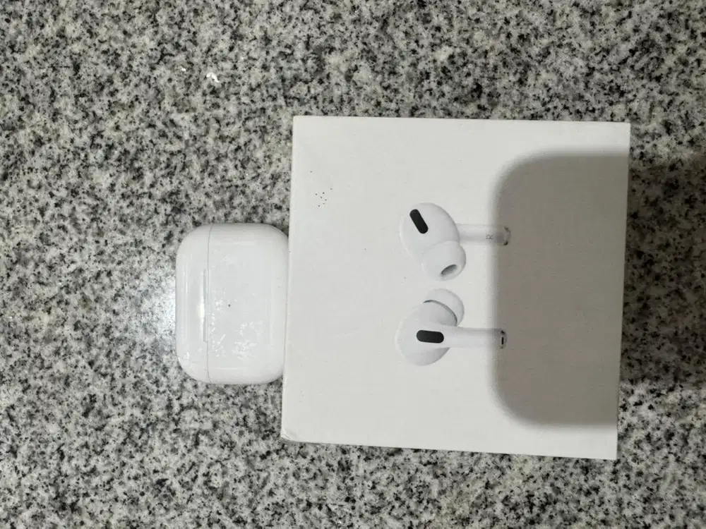 Airpods Pro Gen 1