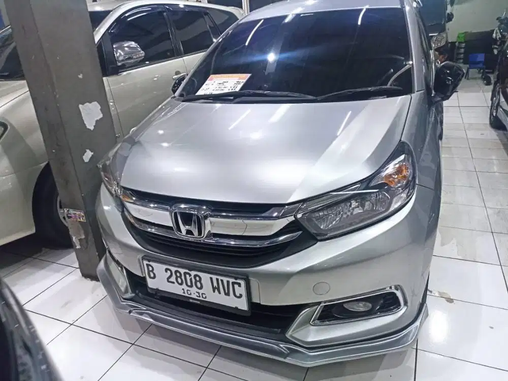 mobilio E 2017 model RS 
km 60 ribu asli