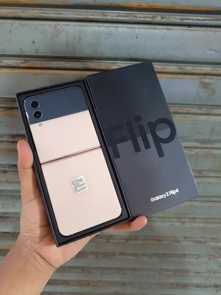SAMSUNG Z FLIP 4 256GB