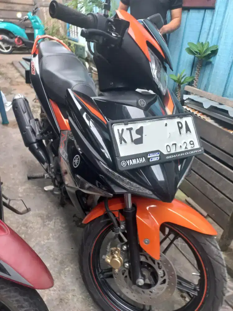 Yamaha MX King 2019 Standar