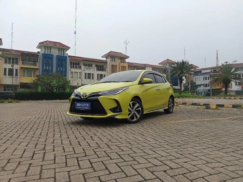 Toyota Yaris  1.5 TRD Sportivo Bensin-MT 2021 Kuning