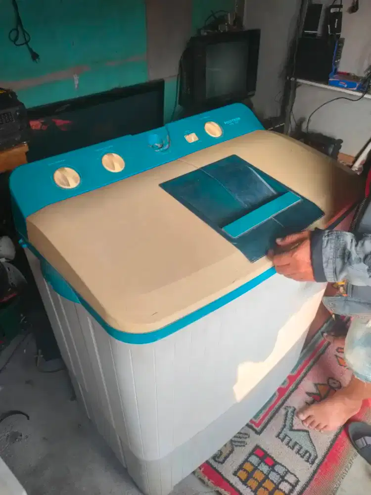 Jual butuh mesin cuci Polytron