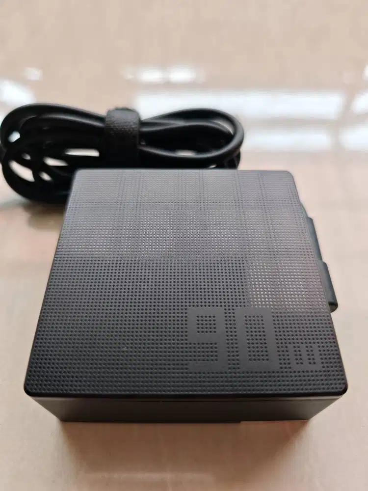Charger Laptop Asus USB C 90Watt, Ori bawaan Asus Zenbook, Mulus
