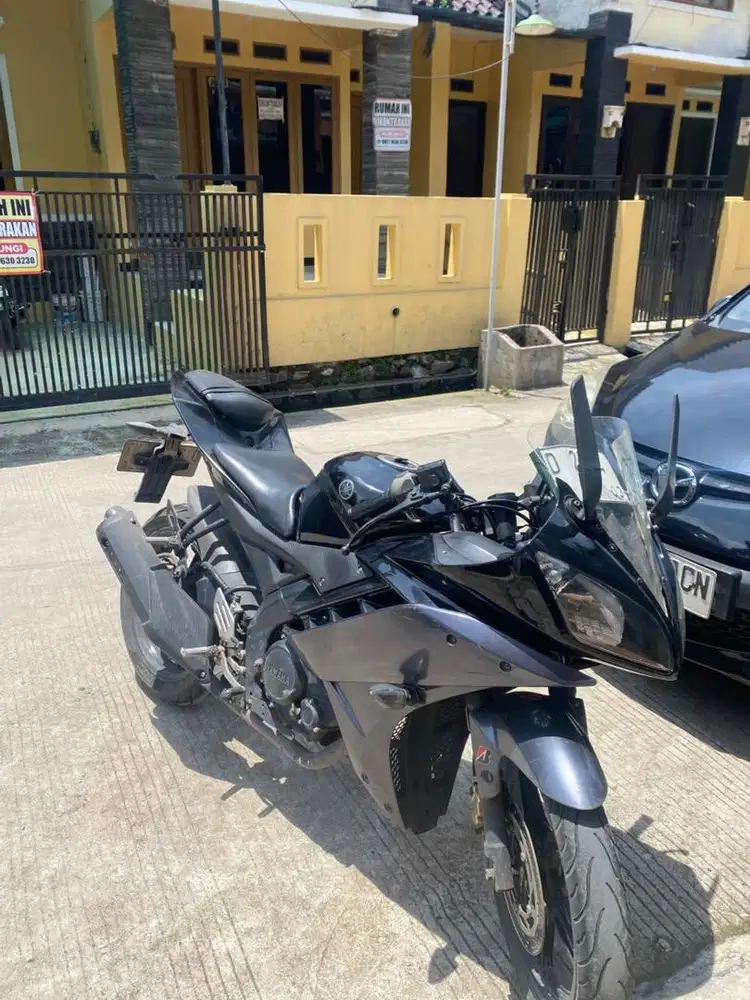 YAMAHA R15 V2 2014