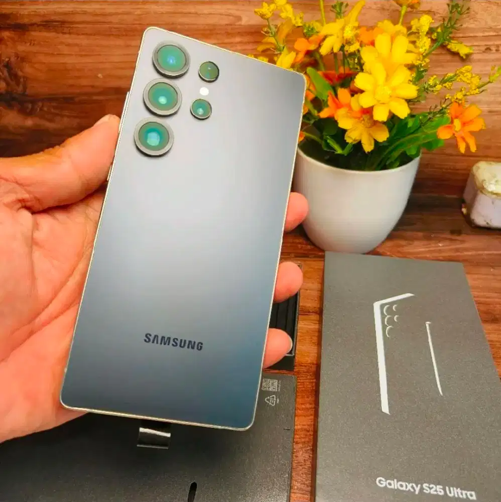 Samsung S25 Ultra 12/256GB SEIN