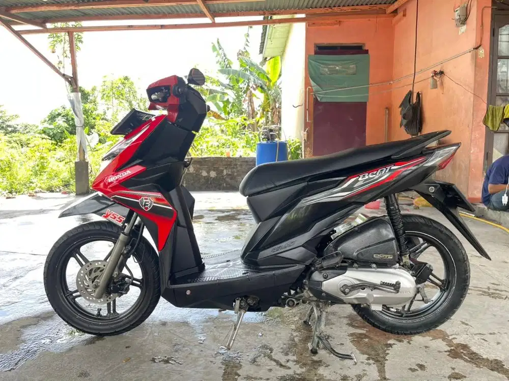 Beat Eco CBS ISS 2019 Merah hitam