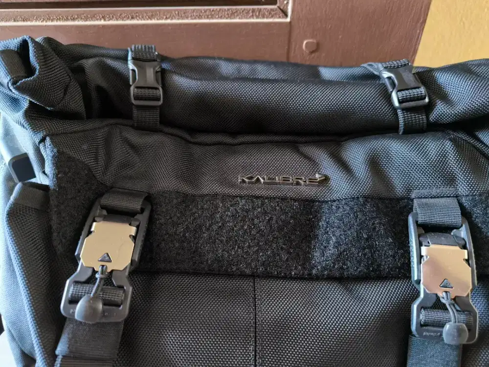 Kalibre Sling Bag Pria Metro-Tech 02
15L