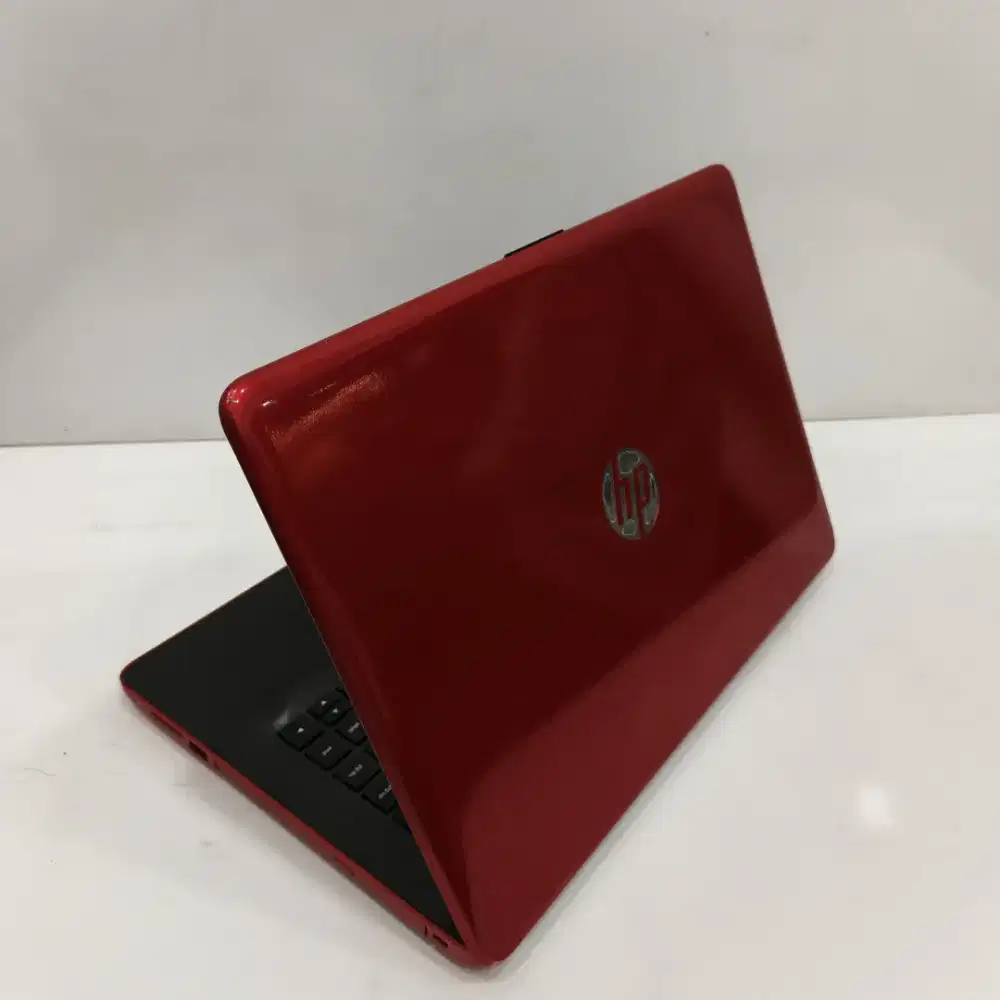 Type Laptop : HP 14-bw0xx AMD A4-9120 RADEON R3 RAM 4GB HDD 500GB