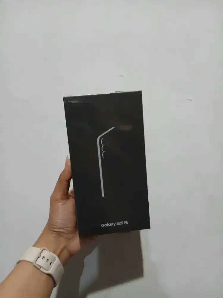 Gratis Jam Fit3! Samsung S25 FE 8/256 Garansi Resmi Samsung 1Tahun