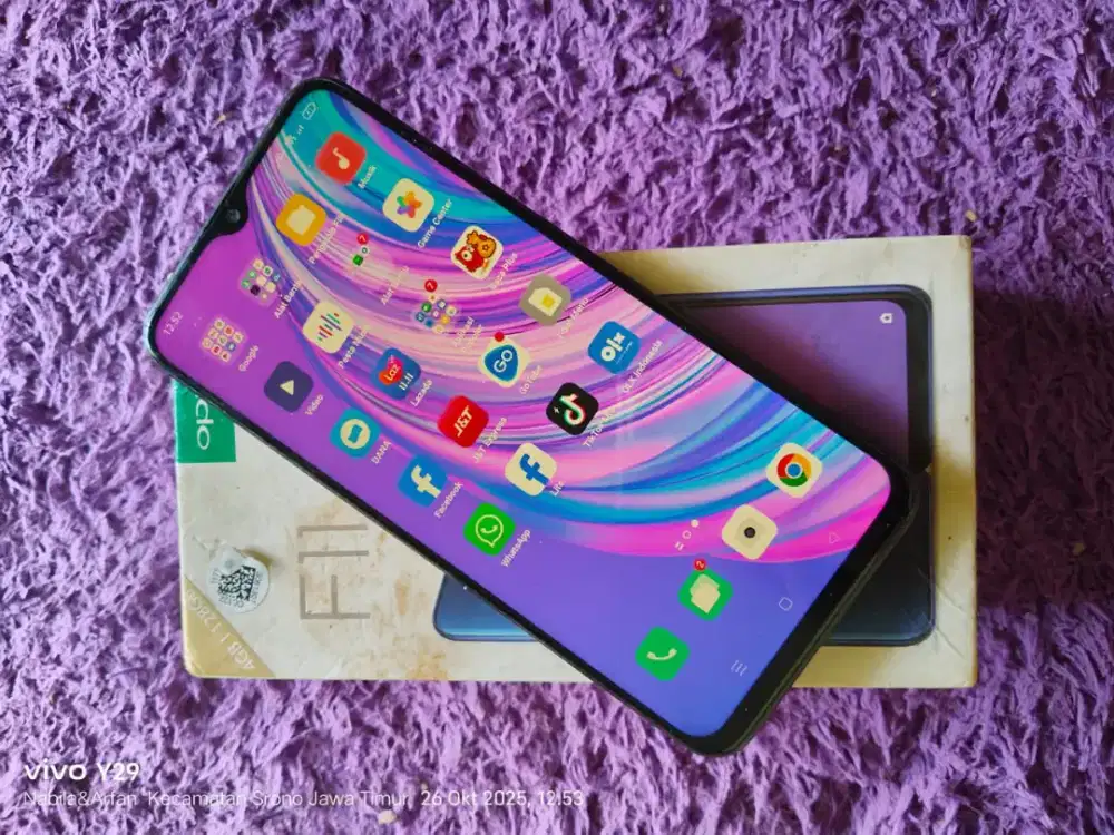 Oppo f11 lengkap normal