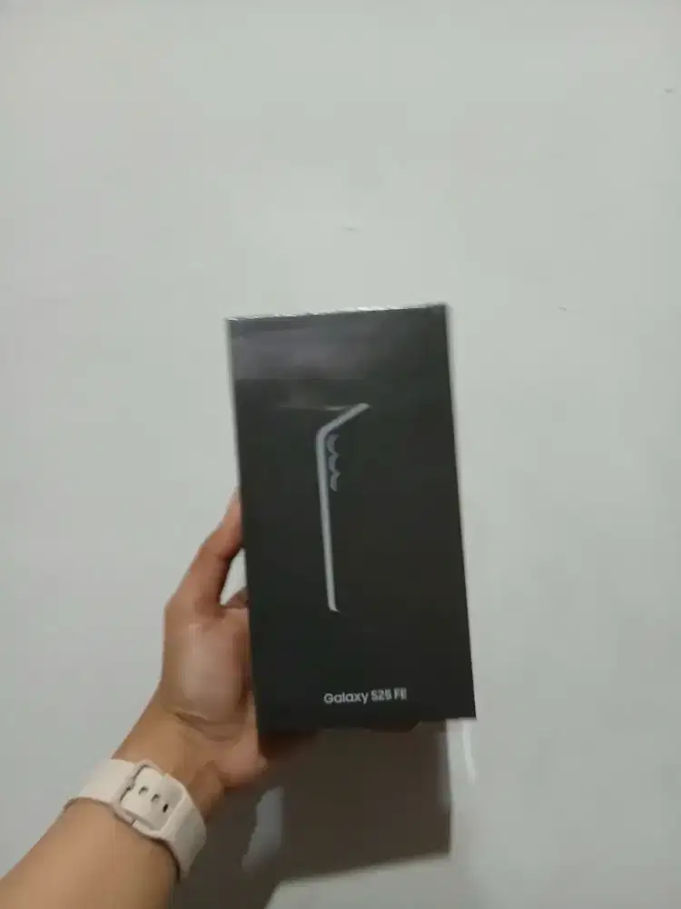 Free Galaxy Fit3 Samsung S25 FE 8/256 Garansi Resmi Samsung 1Tahun