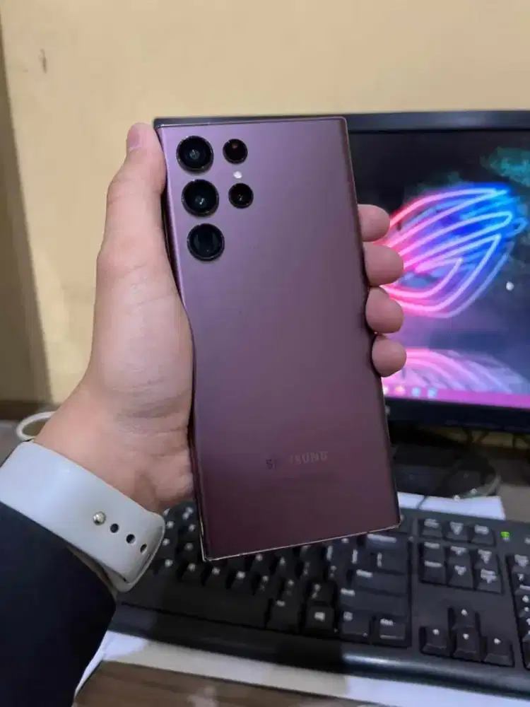 Samsung s22 ultra 12/256 burgundy inter