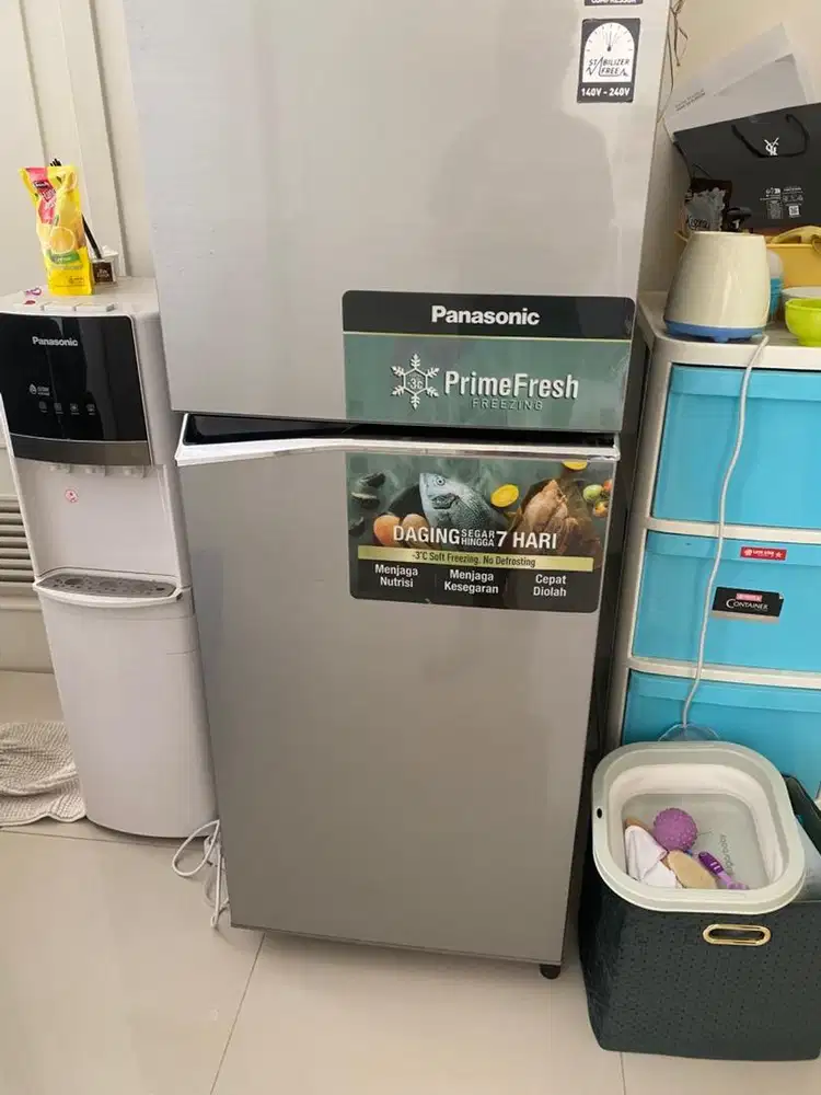 Kulkas panasonic 2 pintu