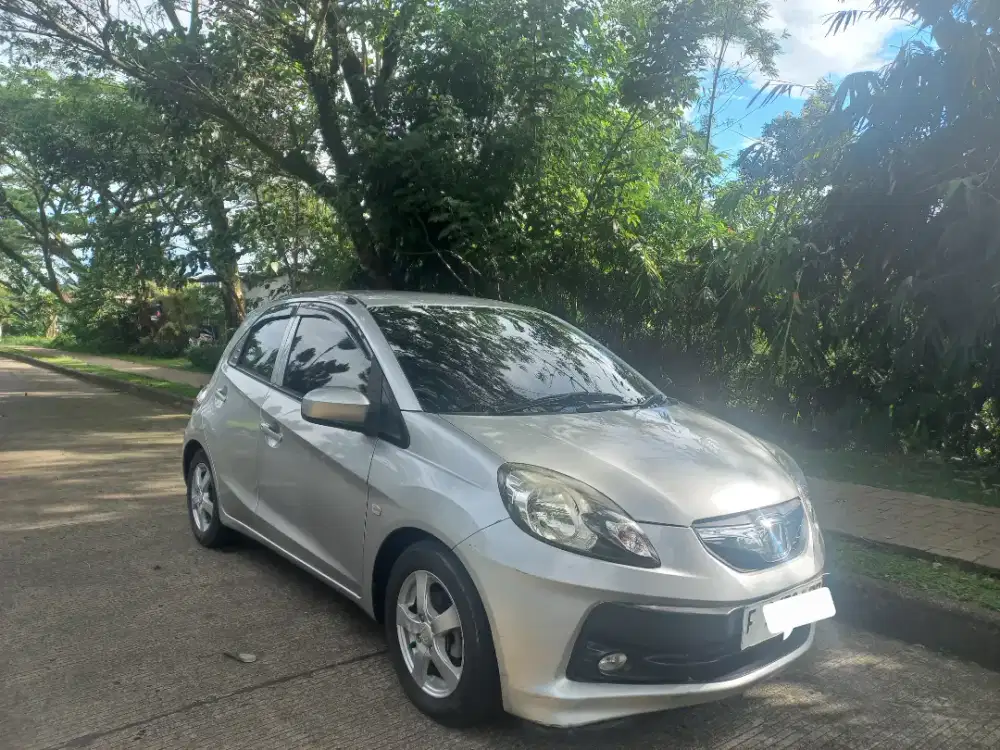 Honda Brio E CKD limitied (Bukan satya)
