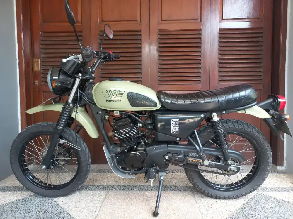 Kawasaki W175TR