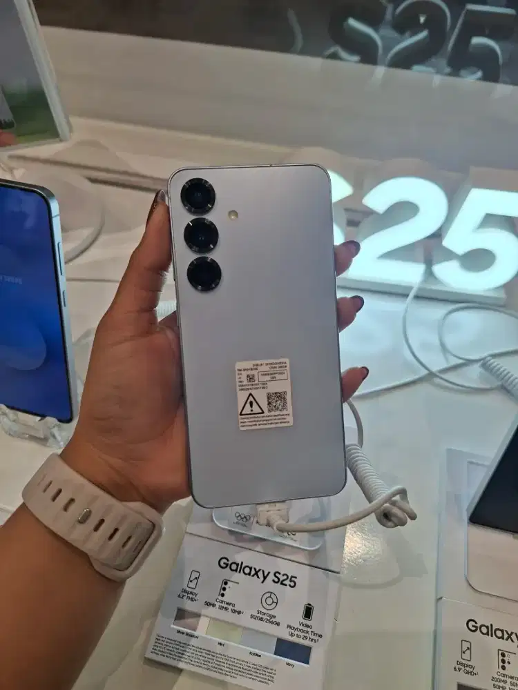 SAMSUNG S25 256 GB 512 GB