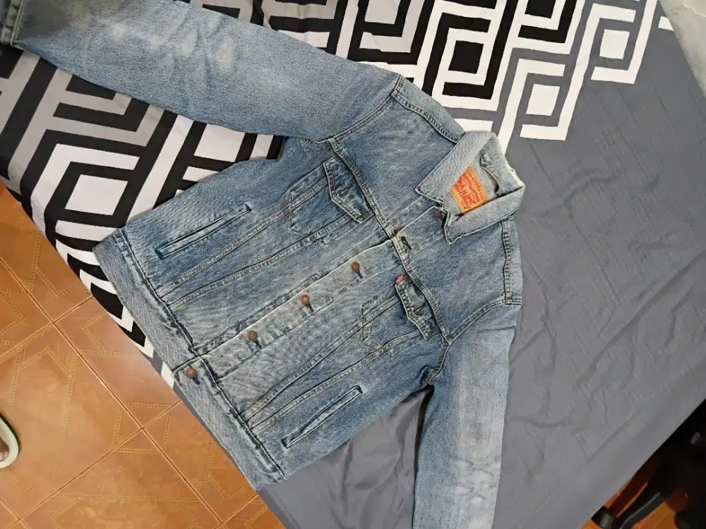 Jual jaket jeans Levis Original