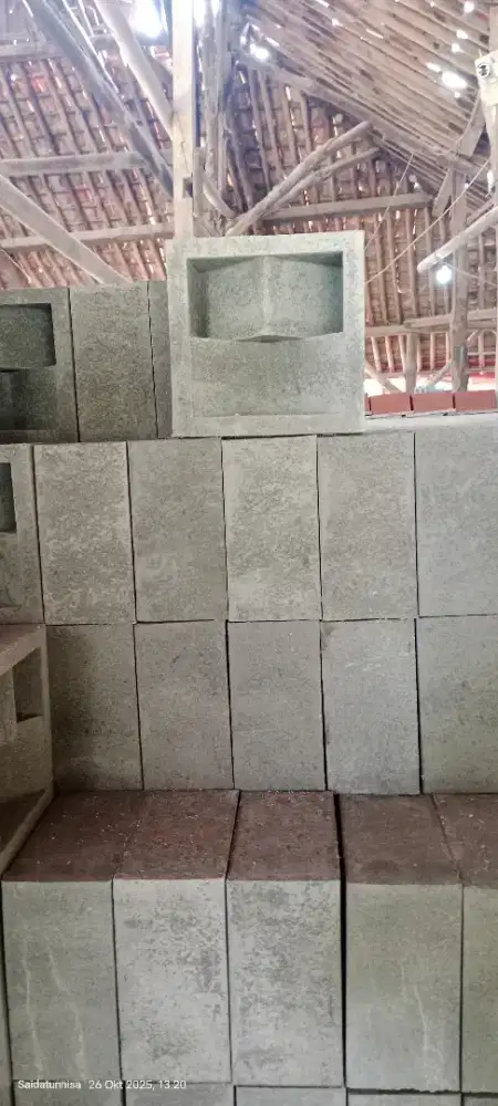 Loster beton minimalis