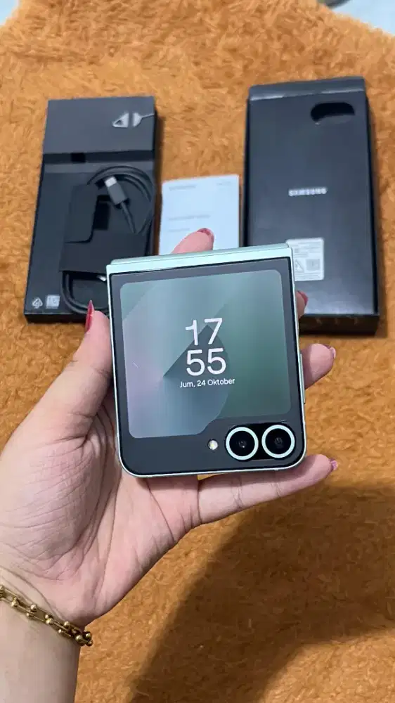 Samsung Galaxy Z Flip 6 12/256