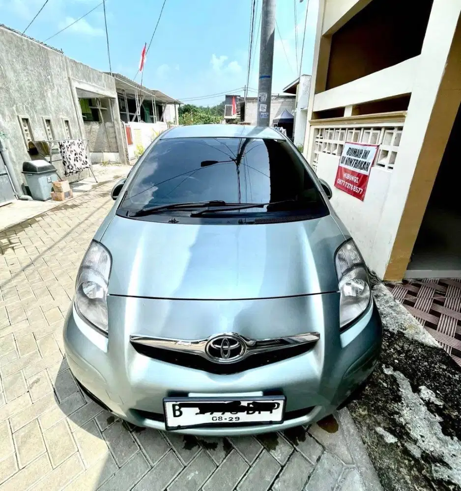Yaris E 2009 matic