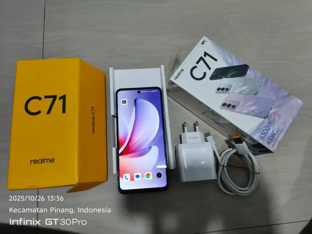 Real men C71 ram 4/128 lengkap mulus