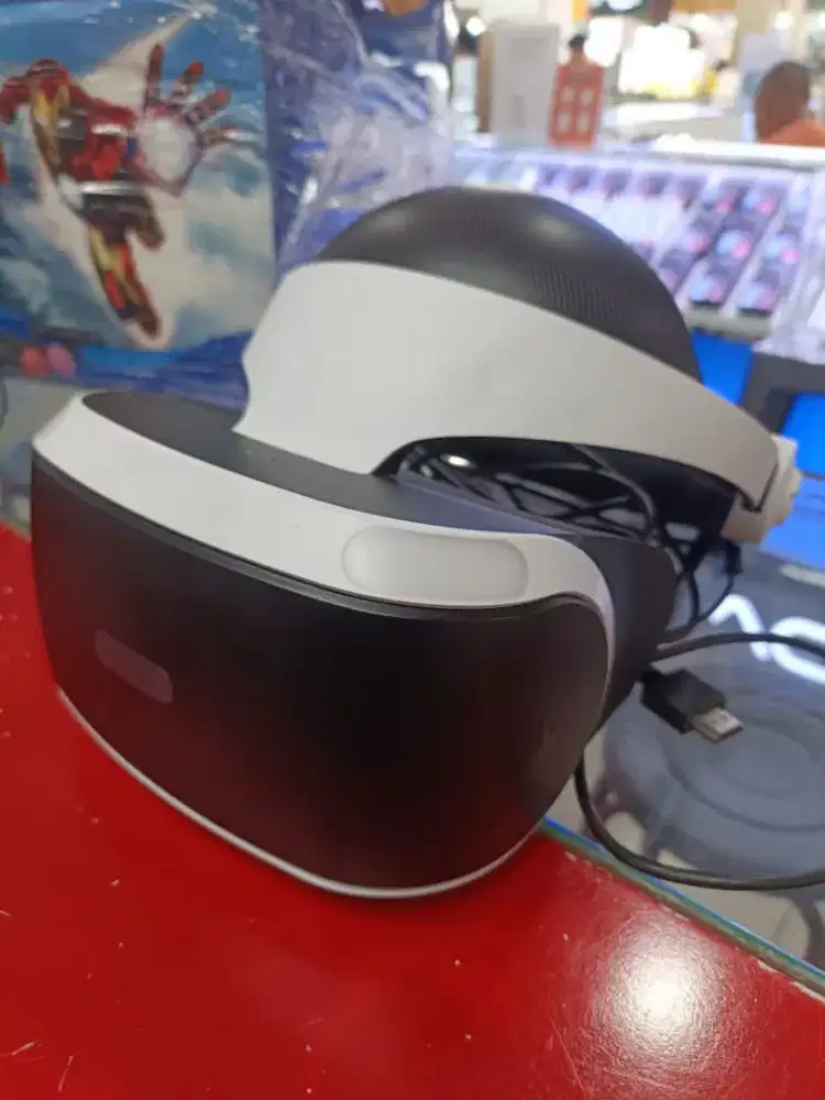 PSVR PS4 + PS Move Resmi Iron Man Edition

Kelengkapan fullset