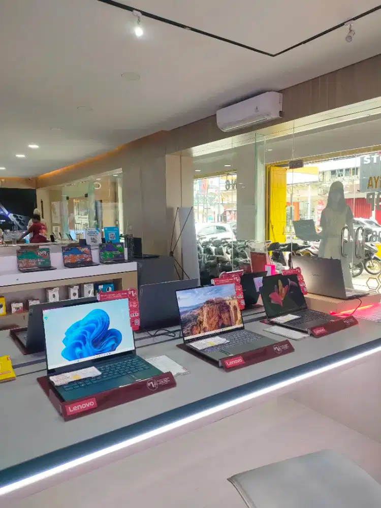 Ready Laptop Banyak Tipe