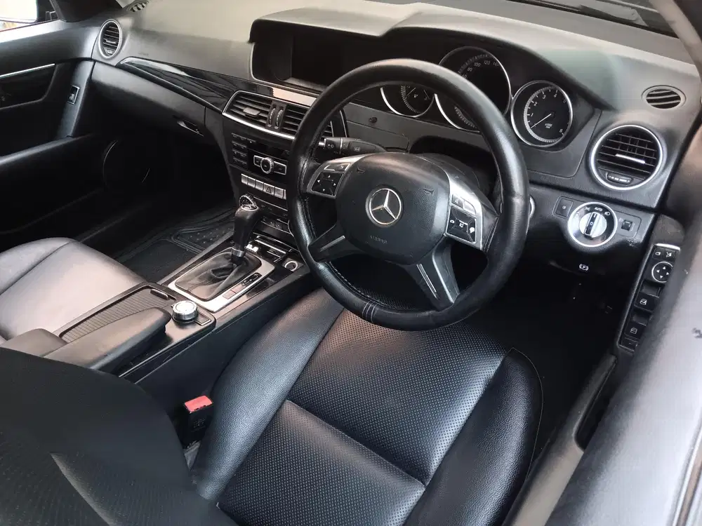 Mercedes-Benz C200 2013 Bensin