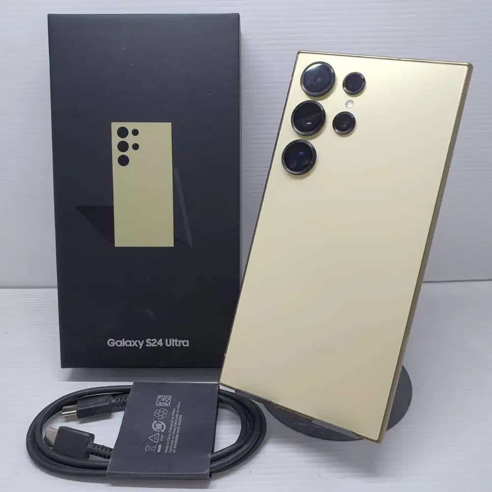PERFECT CONDITION!  SAMSUNG GALAXY S24 ULTRA 5G  12/256 Titanium Yello