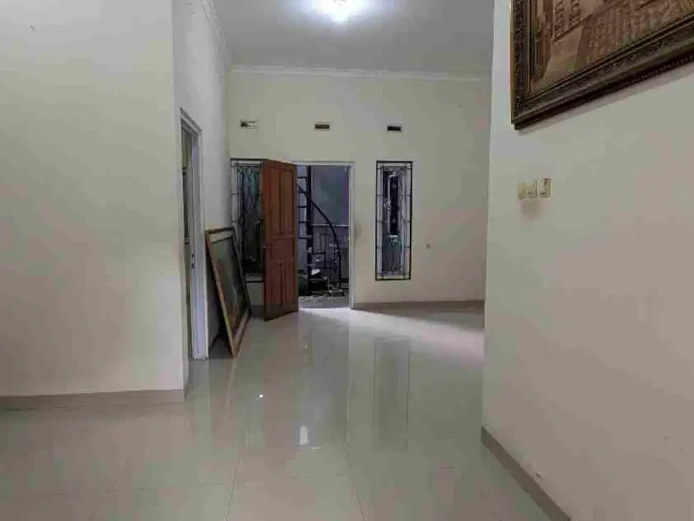 Rumah Citra Gran Cibubur termurah luas tanah besar