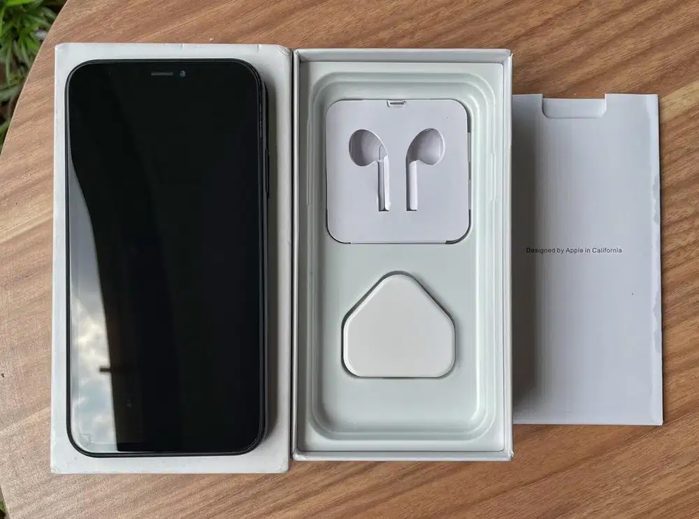 IPHONE XR 64GB Black (Nego) ORIGINAL