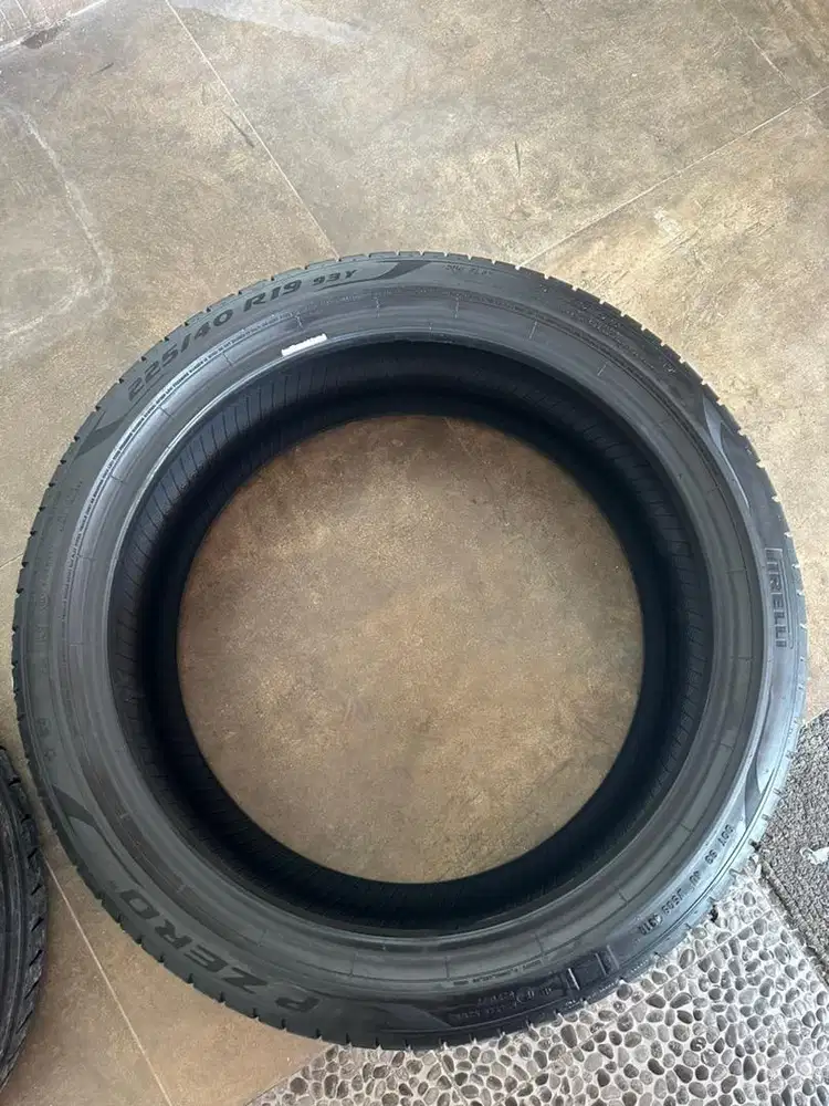 Pirelli Pzero Run Flat RFT R19